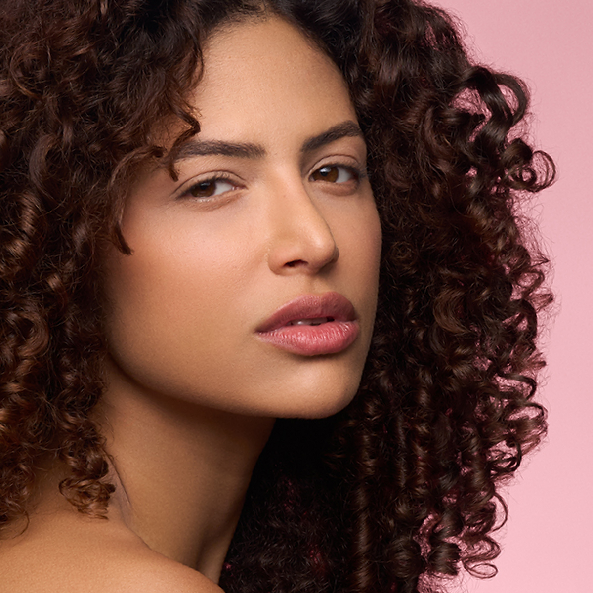 25 - Dayane