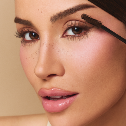 Máscara de Cílios Marrom Efeito Natural